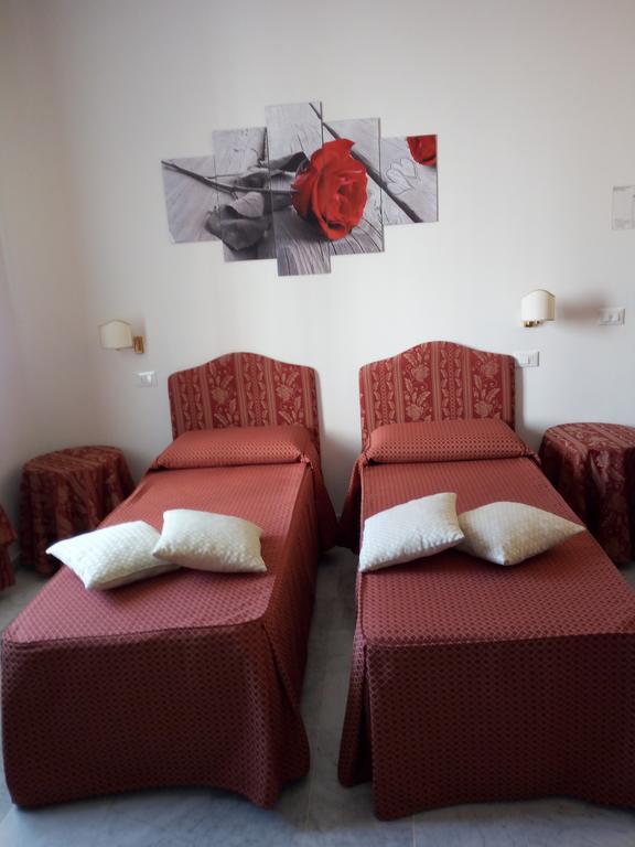 Lady Rose Bed & Breakfast Pisa Exterior foto