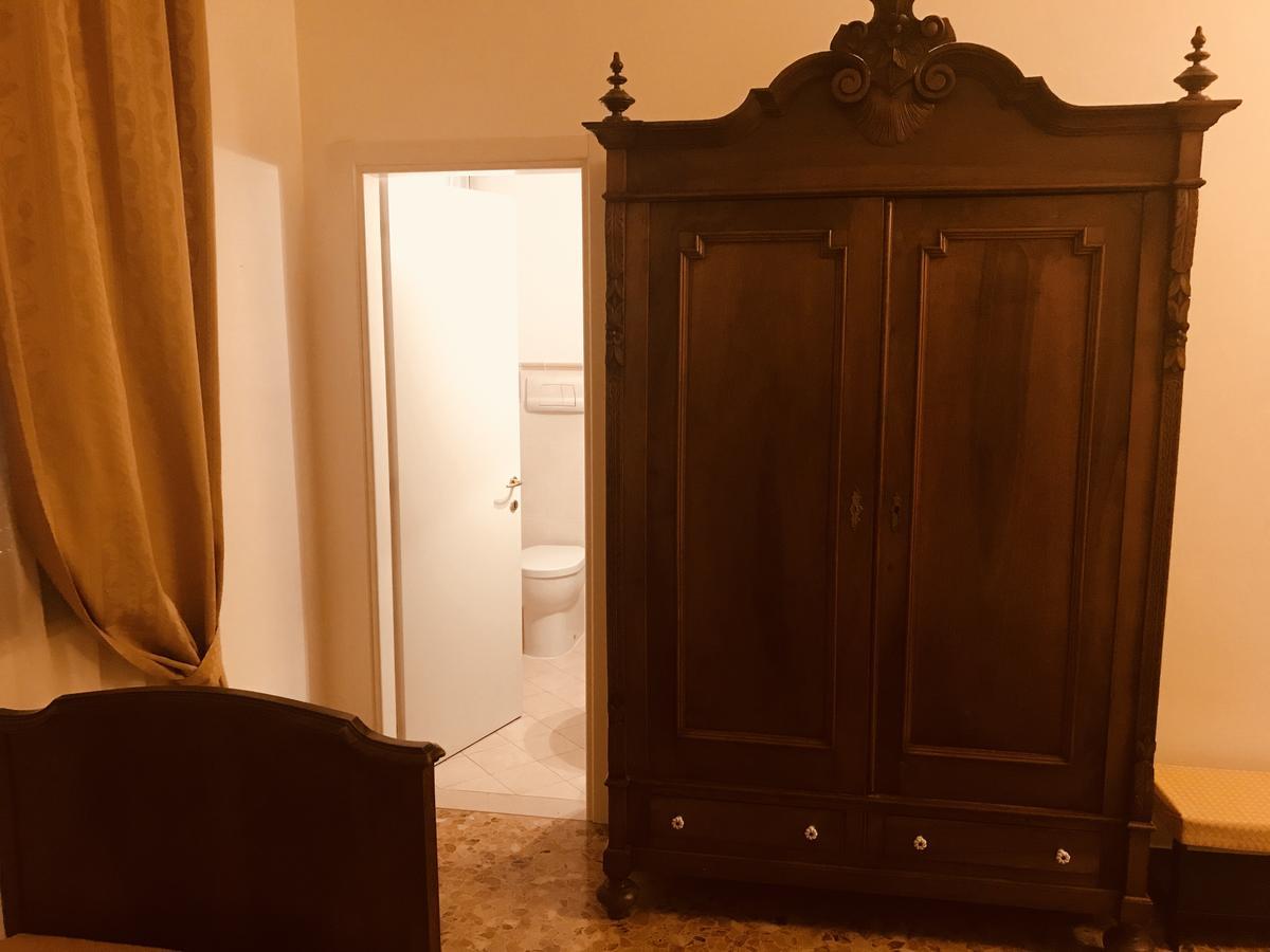 Lady Rose Bed & Breakfast Pisa Exterior foto