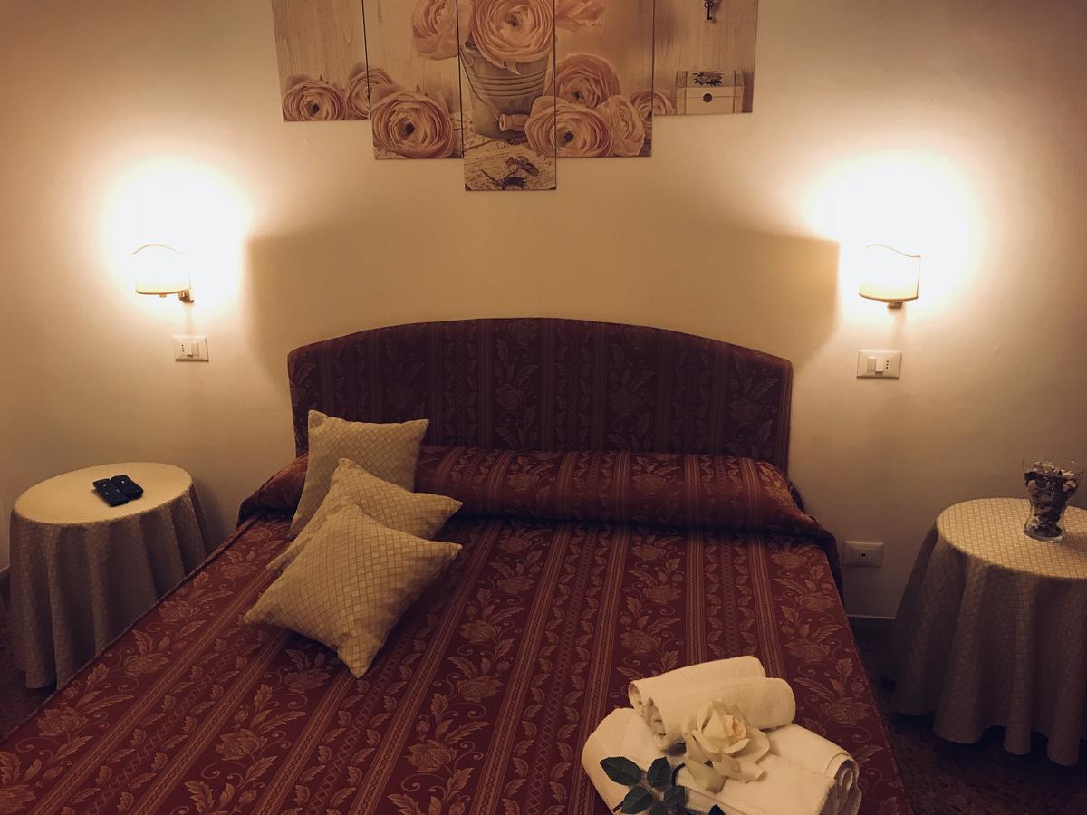 Lady Rose Bed & Breakfast Pisa Exterior foto