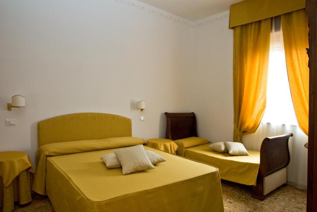 Lady Rose Bed & Breakfast Pisa Zimmer foto