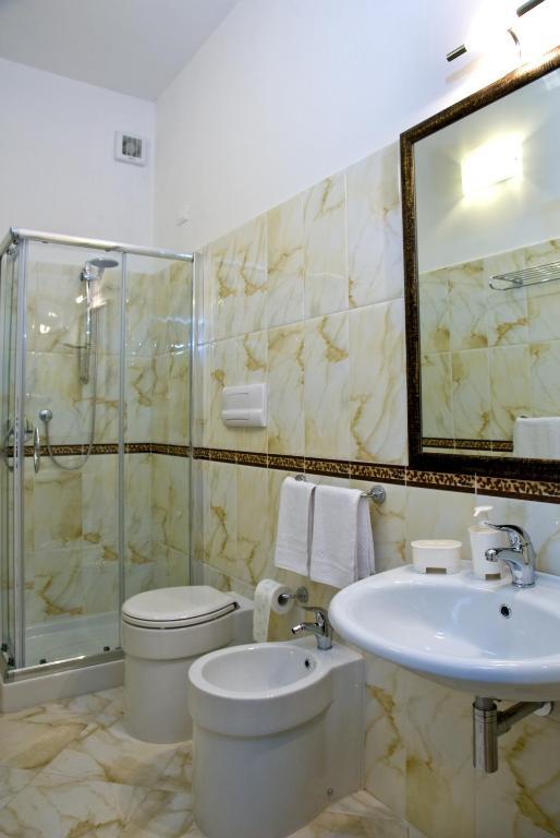 Lady Rose Bed & Breakfast Pisa Zimmer foto